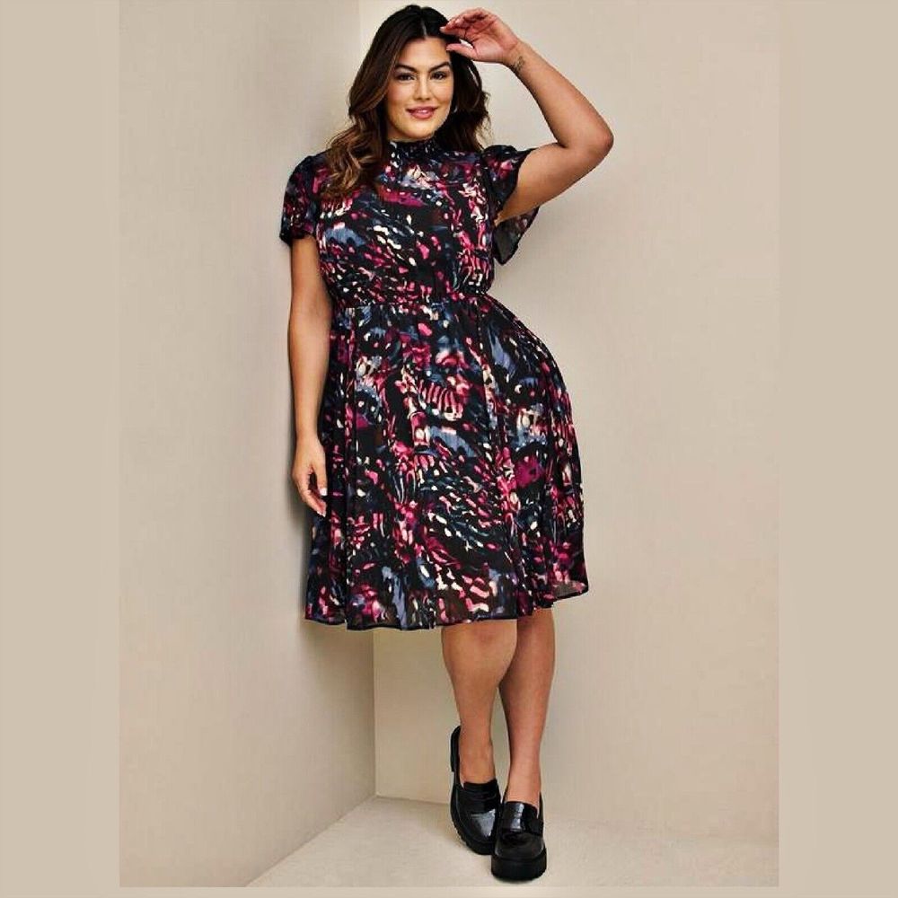 Torrid Mini‎ Chiffon Smocked Dress Torrid 6 (US 6X / 30) Black Pink Blue Fuchsia